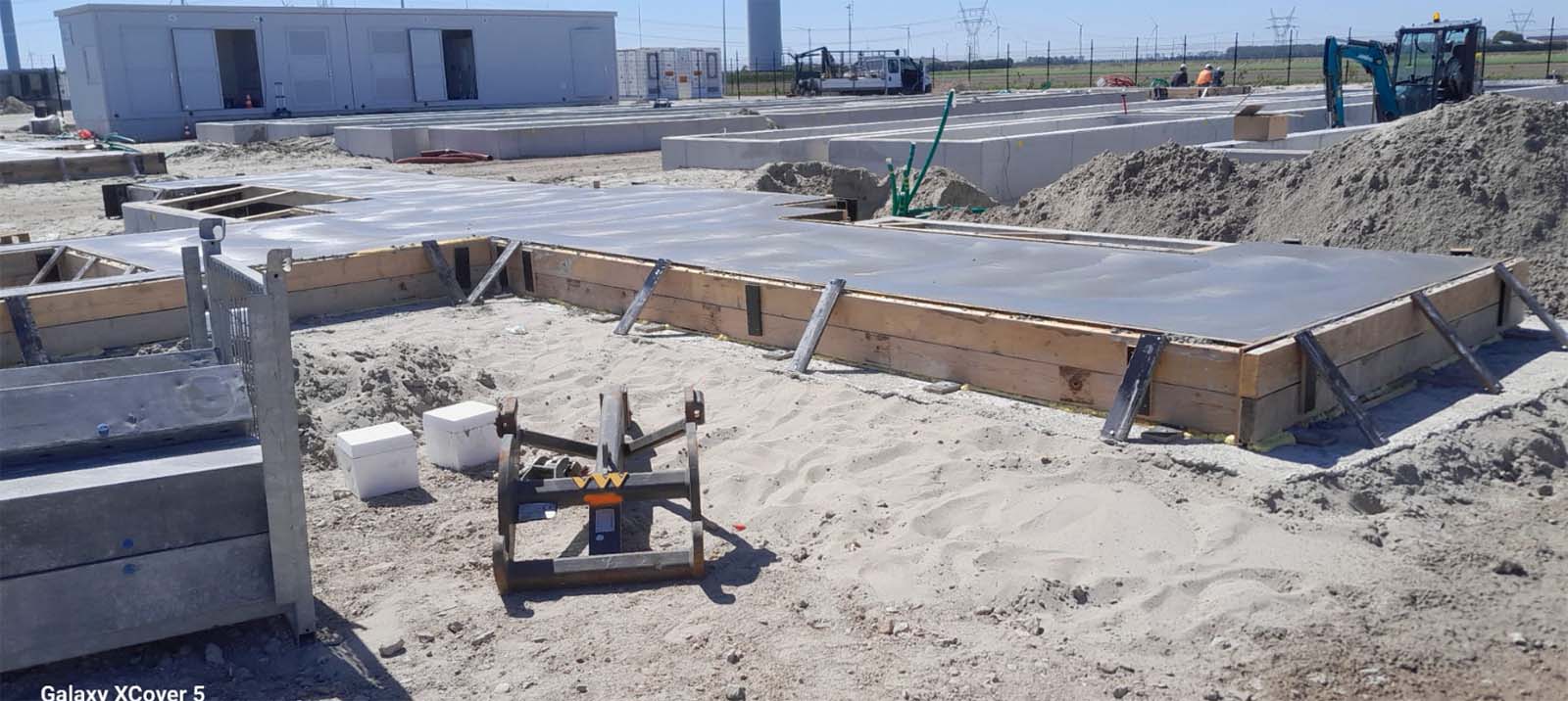 Fundering beton batterij-opstellingen energieopslaglocatie te Dronten